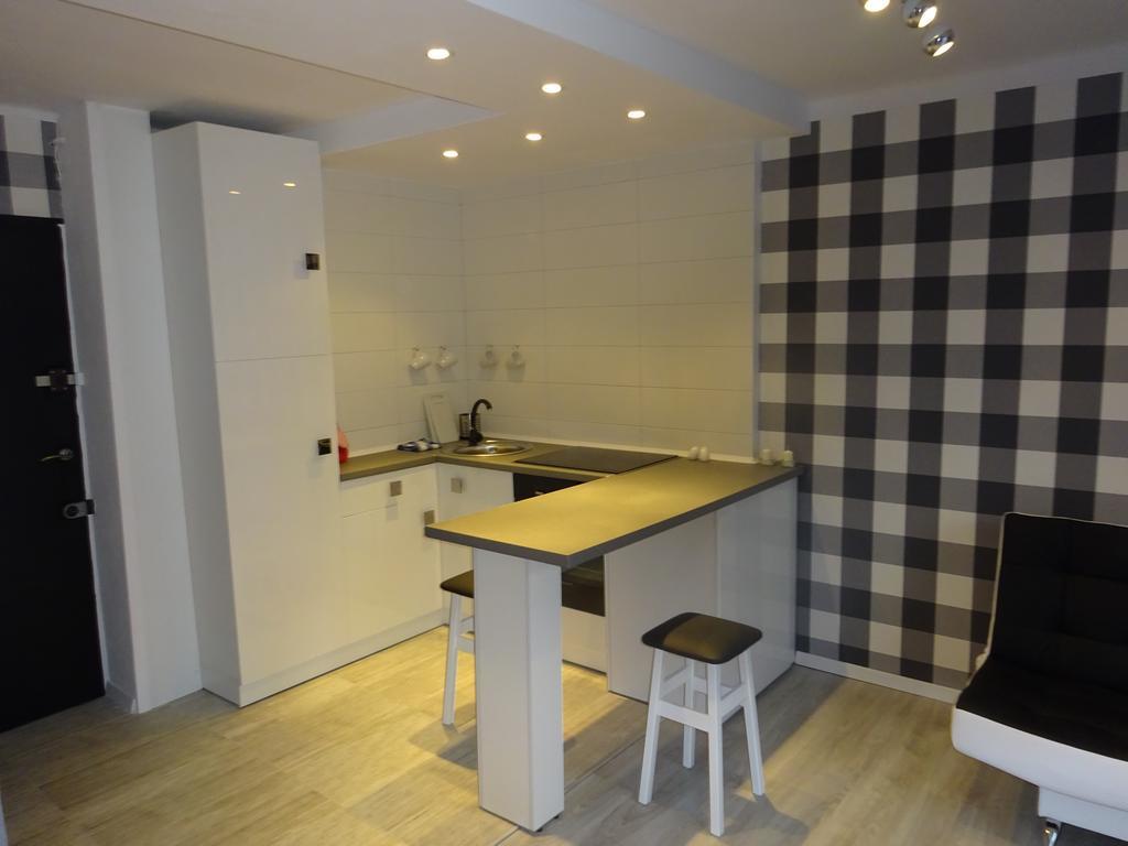 Apartment Oscar Warschau Buitenkant foto